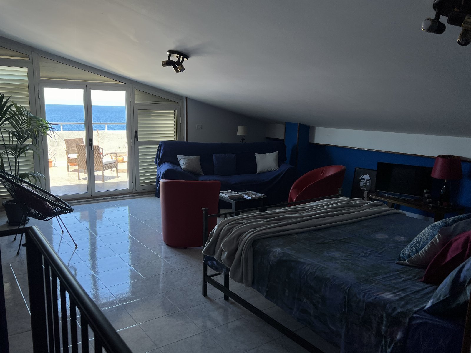 Panoramicissimo appartamento sullo Stretto