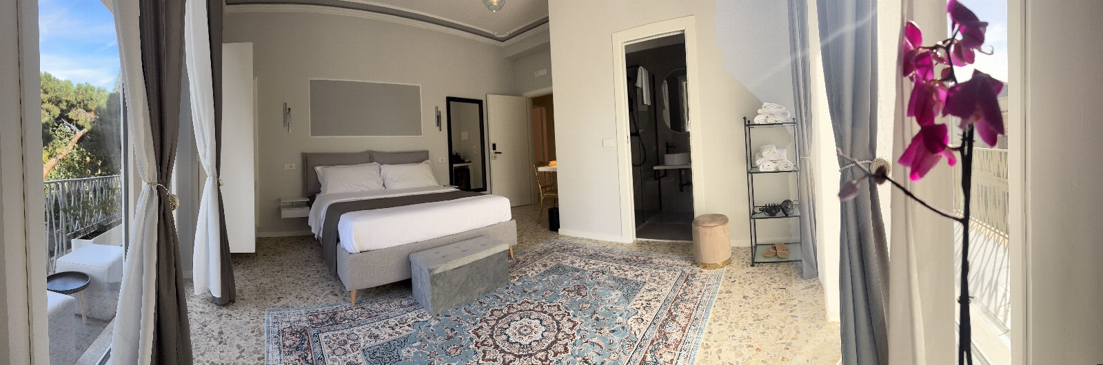 AC GOLD B&B BOUTIQUE ROOMS & SUITE