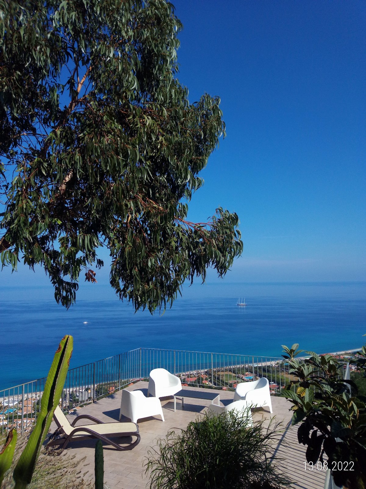 APPARTAMENTO CON GIARDINO PANORAMA MARE MOZZAFIATO