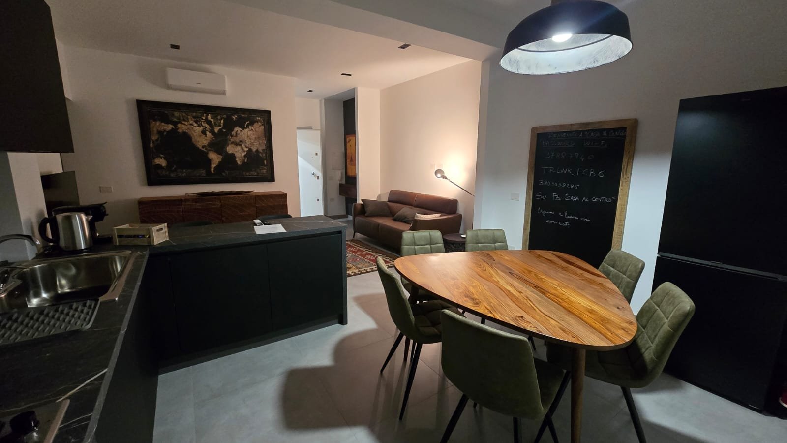 AFFITTI BREVI APPARTAMENTO IN PIENO CENTRO DI CORIGLIANO SCALO