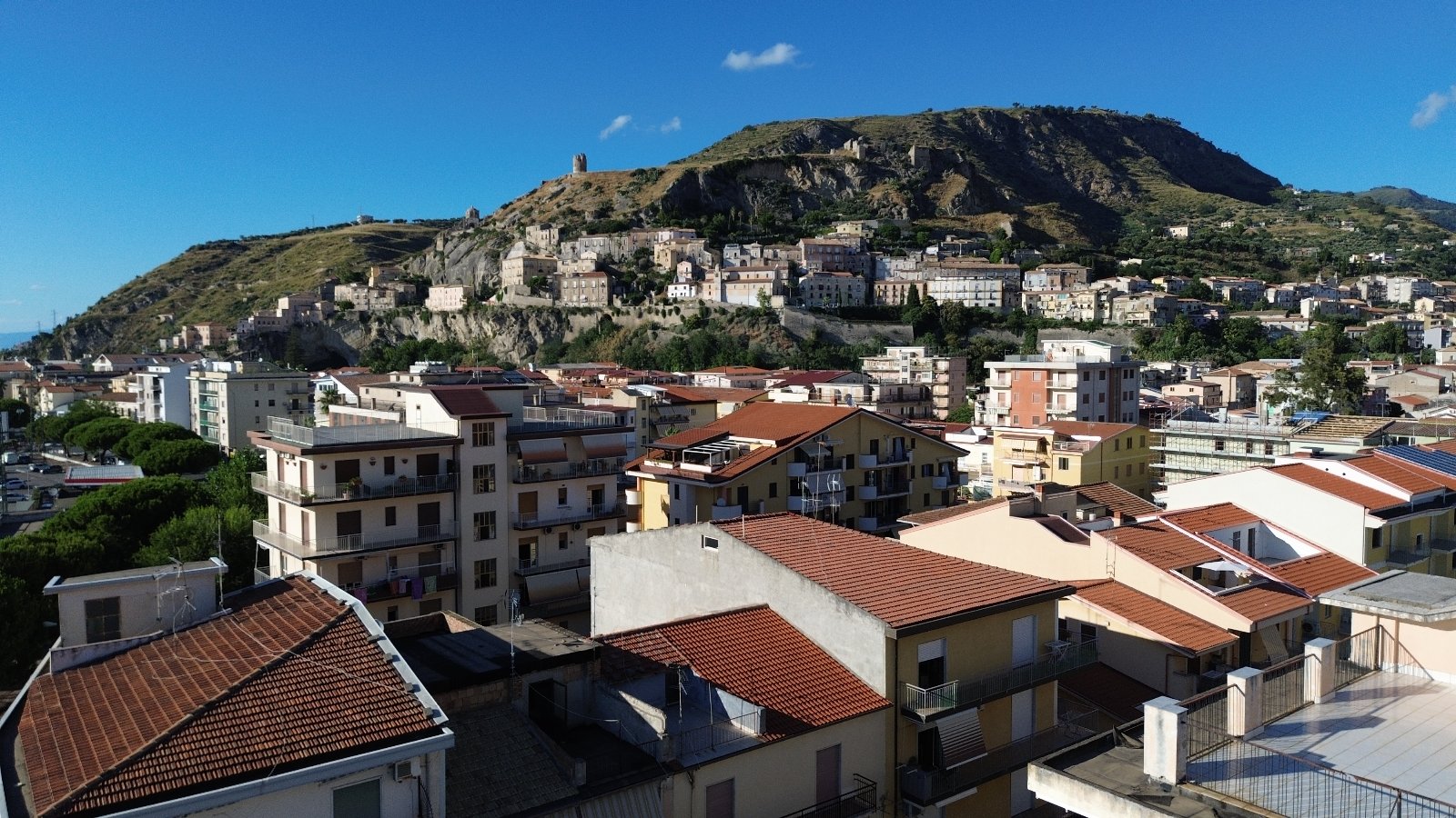 VILLA REGINA MARGHERITA - Ad Amantea (CS) in centro città a due passi dal mare