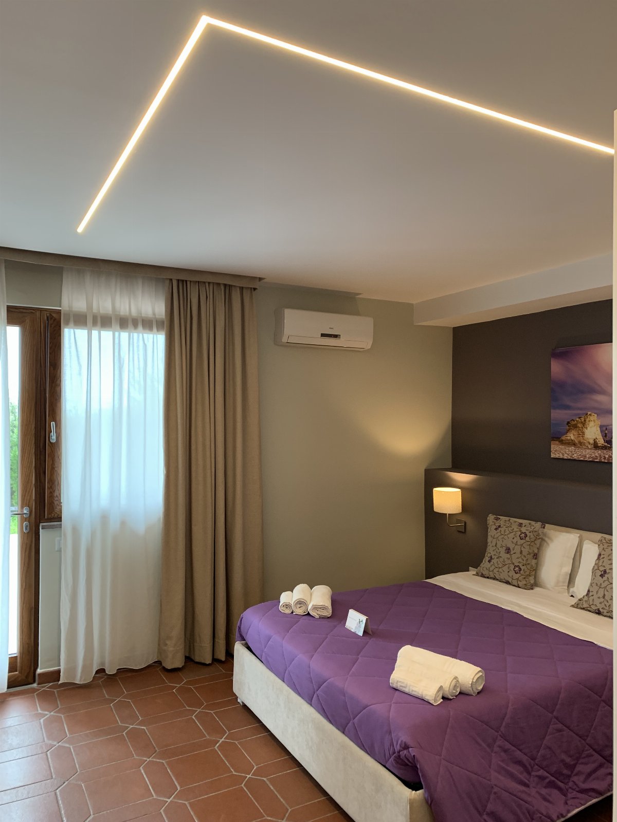 Villa con piscina vista mare