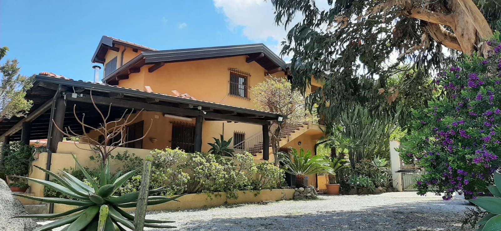 APPARTAMENTO CON GIARDINO PANORAMA MARE MOZZAFIATO
