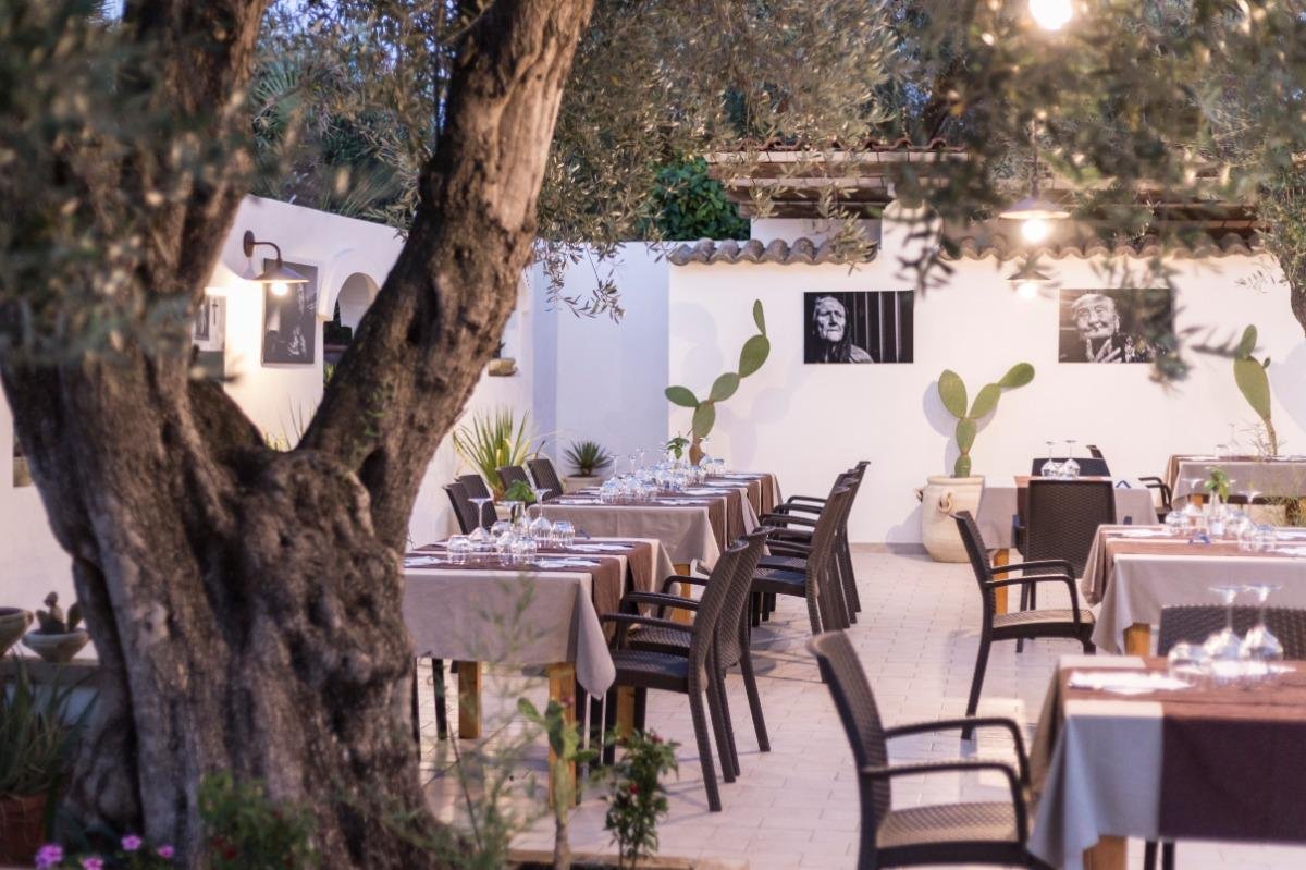 Camera Matrimoniale in B&B con spiaggia privata. Sunset Yoga.