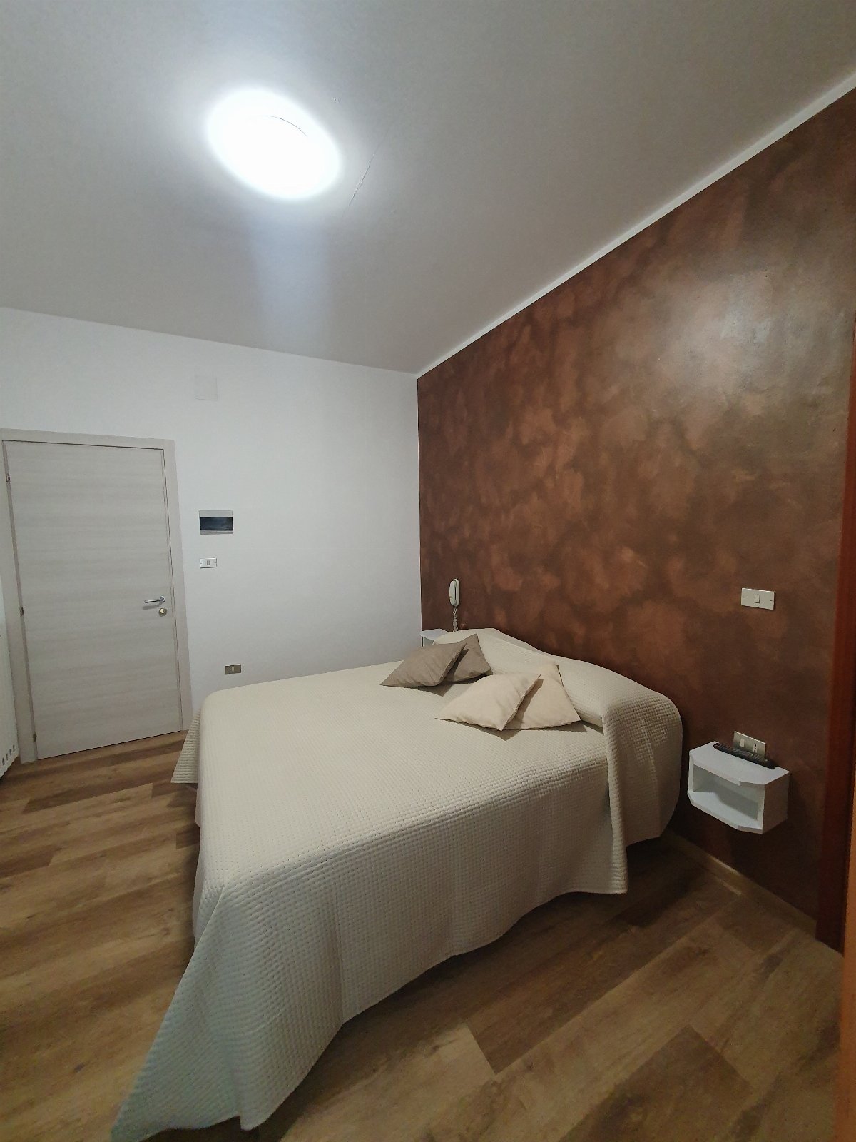 SUPERSONIK Hotel