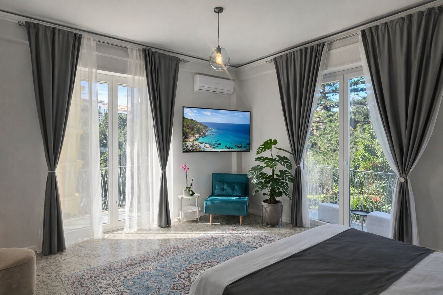 AC GOLD B&B BOUTIQUE ROOMS & SUITE