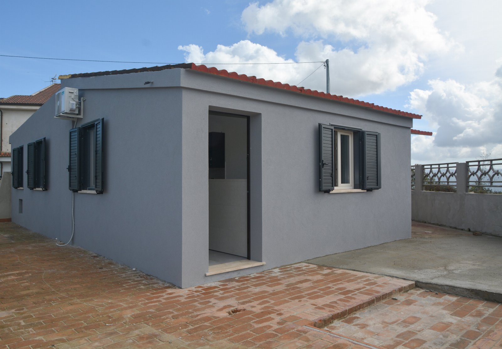 B&B Home Pacifico