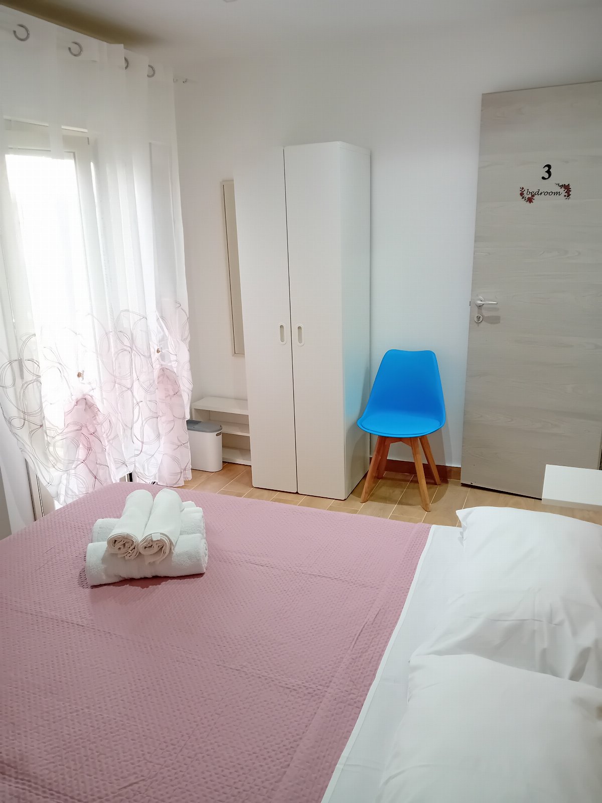 B&B EmaNik