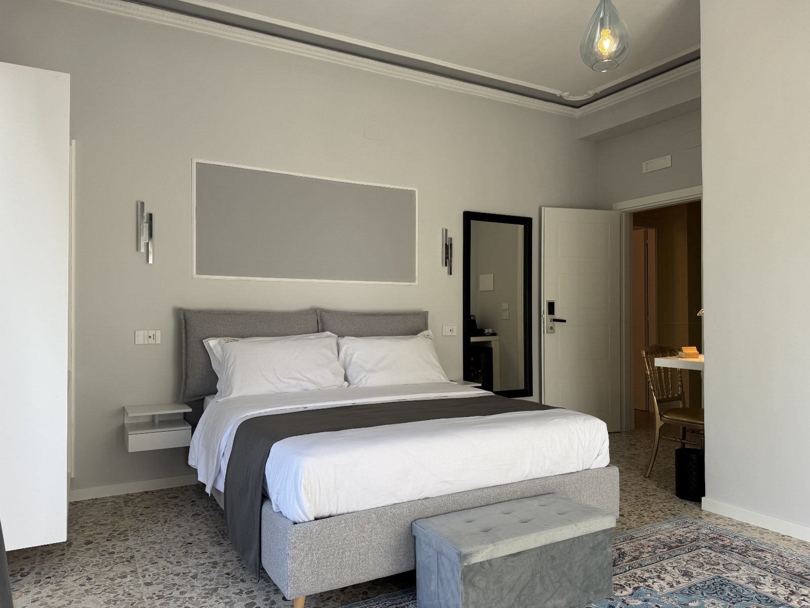 AC GOLD B&B BOUTIQUE ROOMS & SUITE