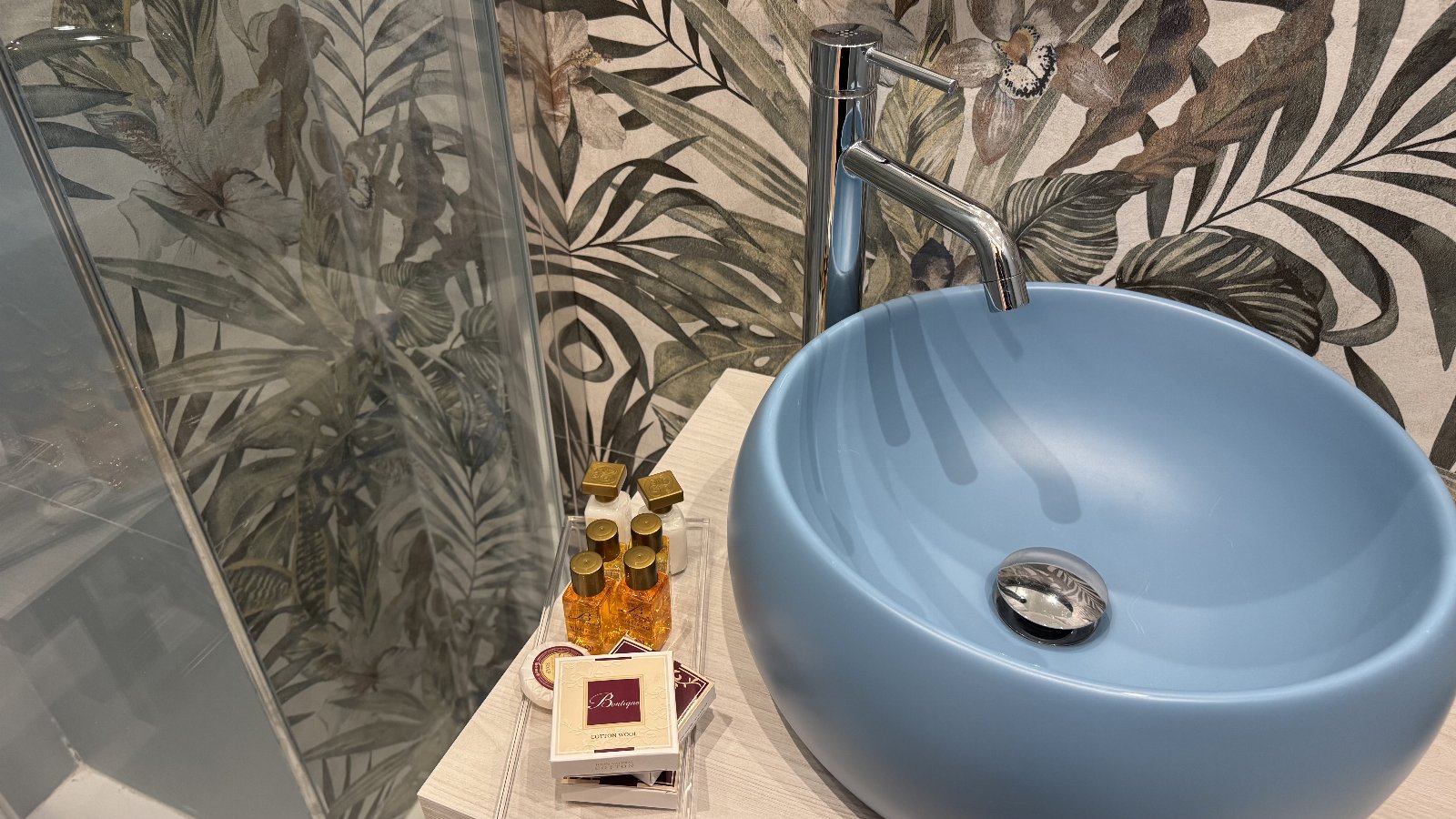 AC GOLD B&B BOUTIQUE ROOMS & SUITE