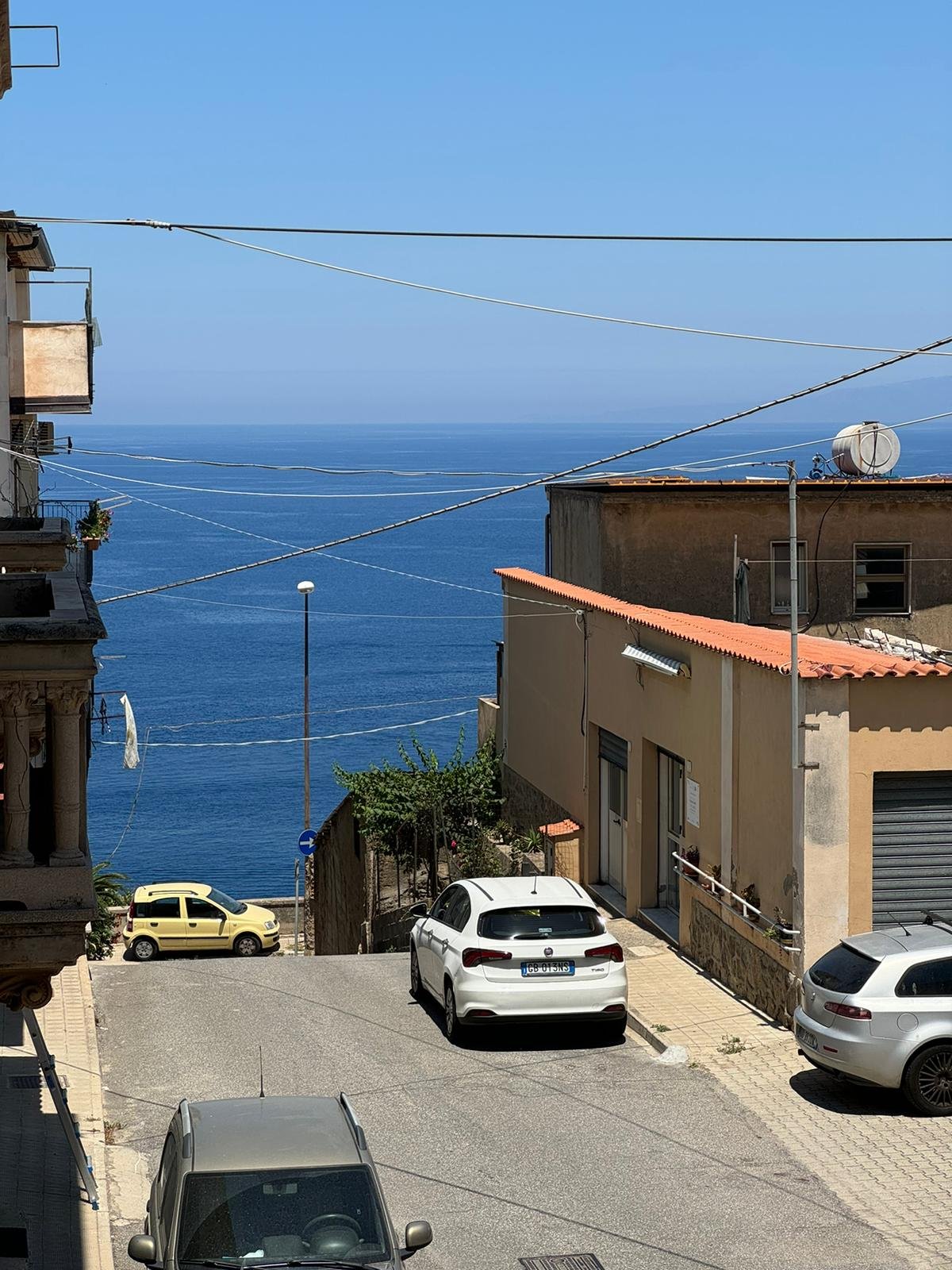 Elegante Stanza nel centro di Scilla