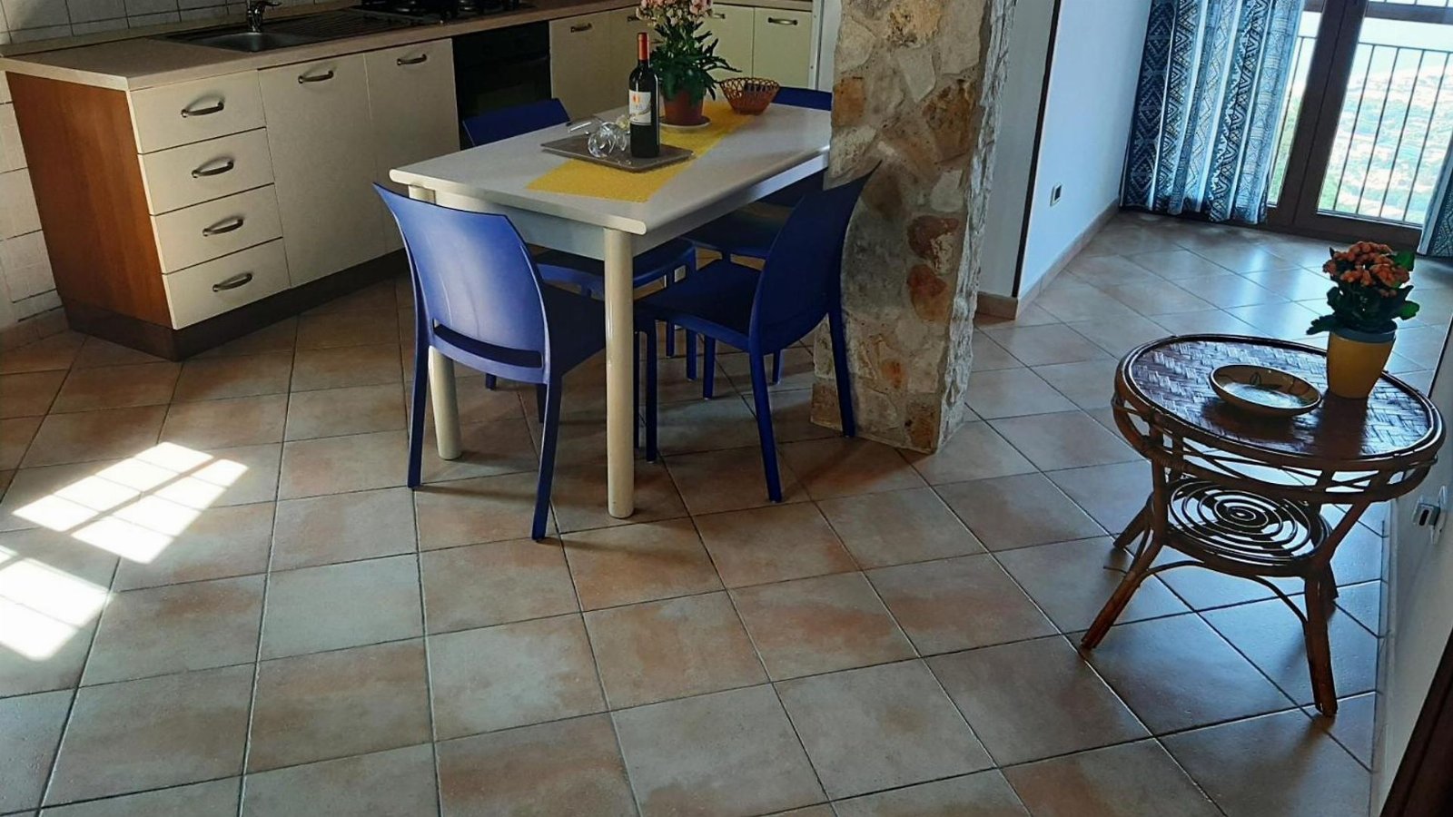 APPARTAMENTO CON GIARDINO PANORAMA MARE MOZZAFIATO