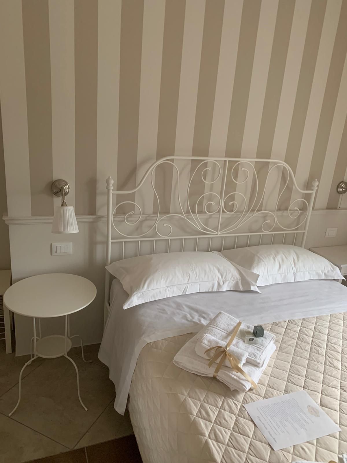 Crialesi Boutique Rooms