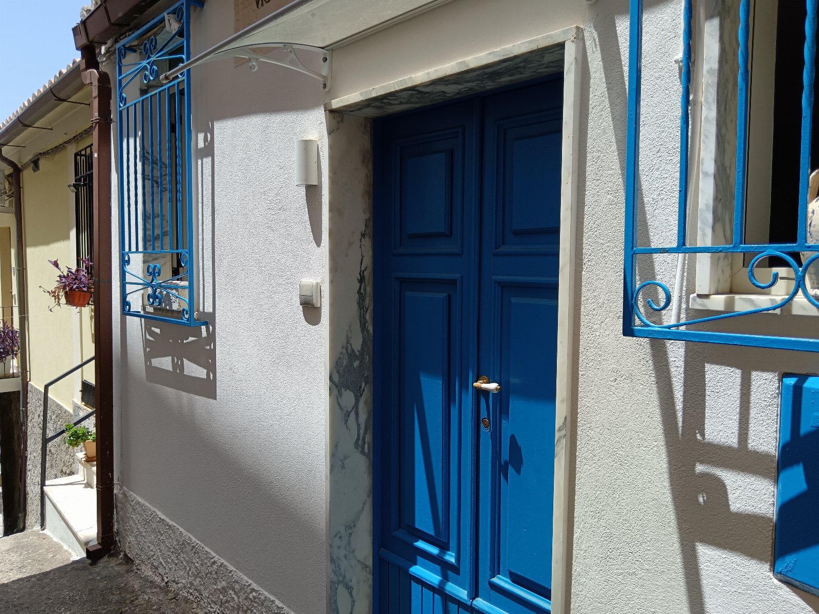 Lo Studiolo Apartment