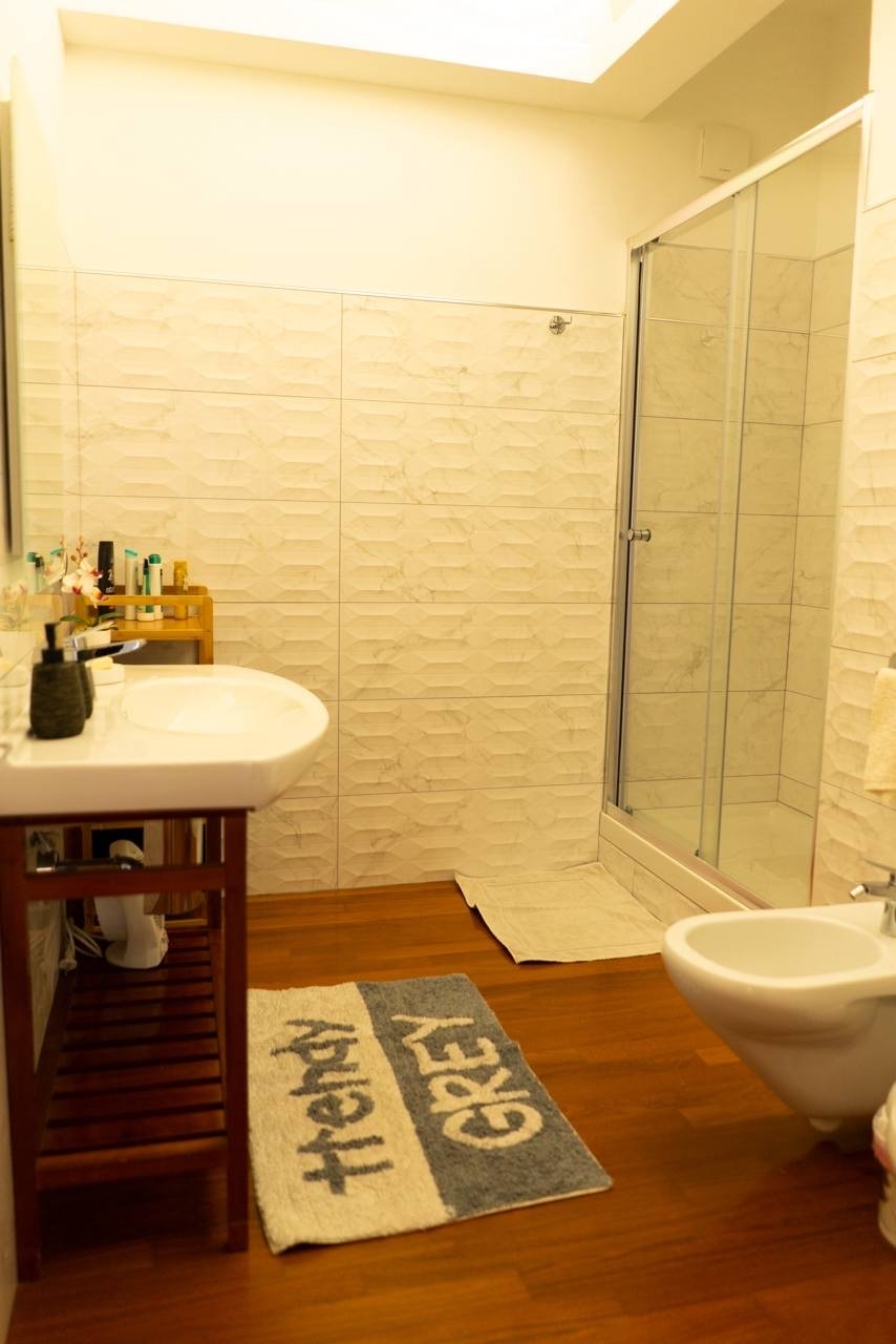 Incantevole attico con caminetto