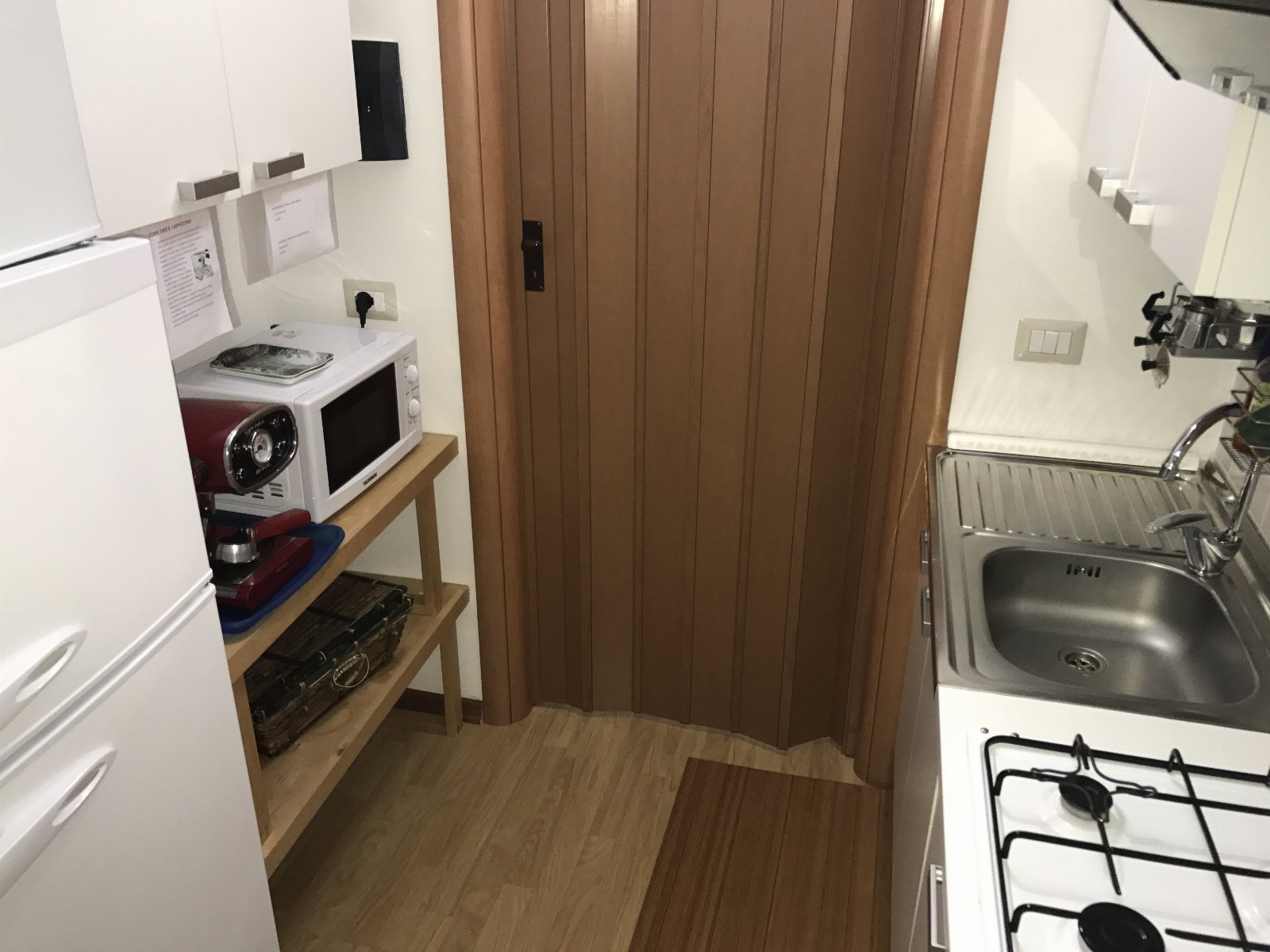 B&B Magna Grecia - B&B con parcheggio a due passi dal mare