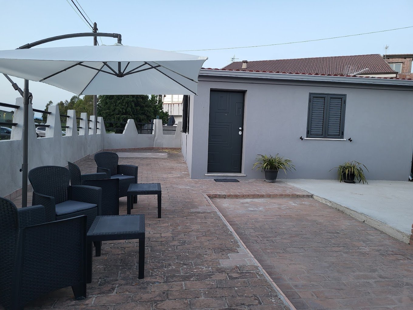 B&B Home Pacifico