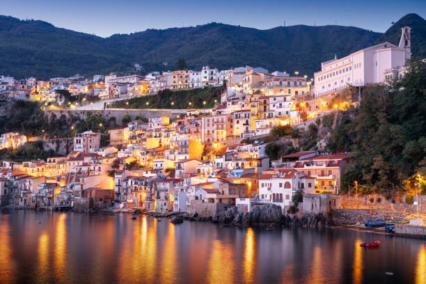 Elegante Stanza nel centro di Scilla