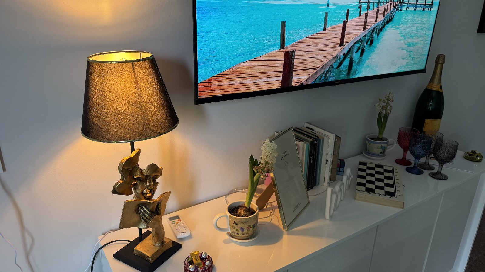 AC GOLD B&B BOUTIQUE ROOMS & SUITE