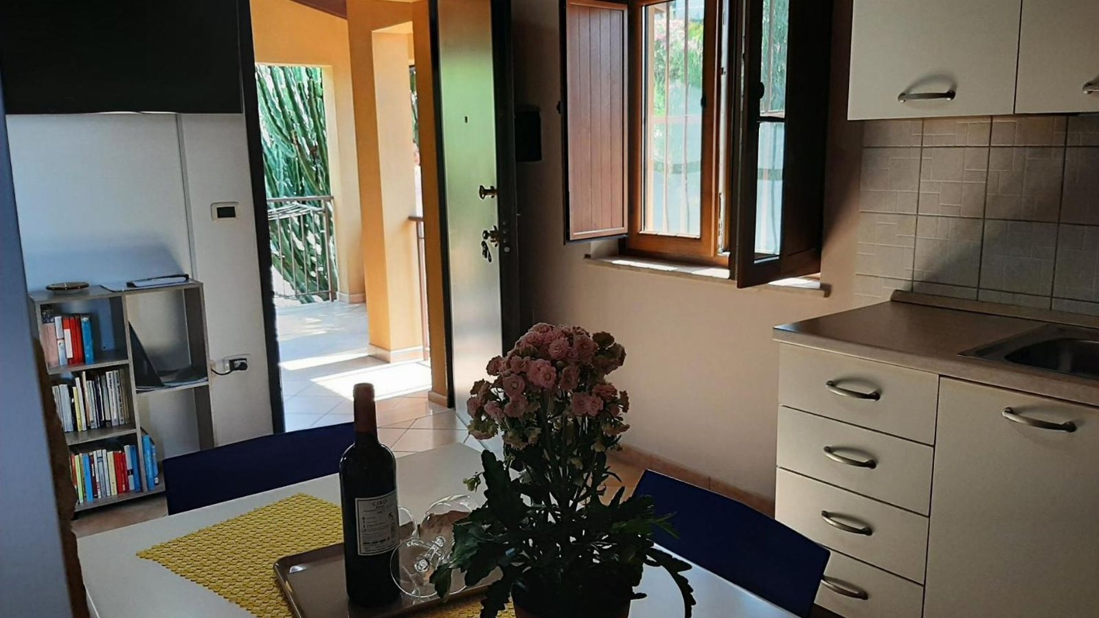 APPARTAMENTO CON GIARDINO PANORAMA MARE MOZZAFIATO