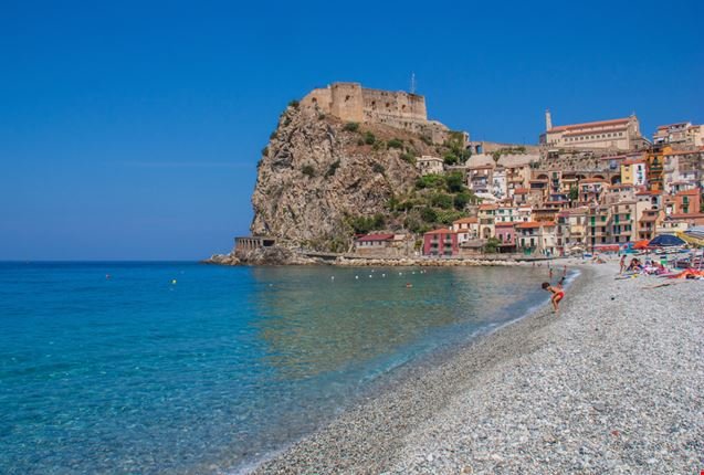 Bilocale 30 m. dalla spiaggia di Scilla