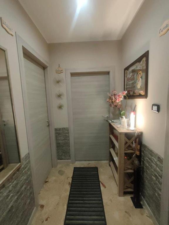 Al centro, VICINO OSPEDALE PUGLIESE DULBECCO E STADIO NICOLA CERAVOLO