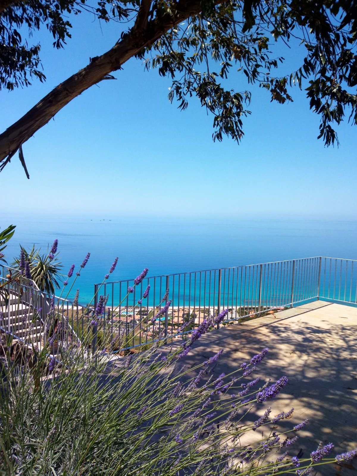 APPARTAMENTO CON GIARDINO PANORAMA MARE MOZZAFIATO