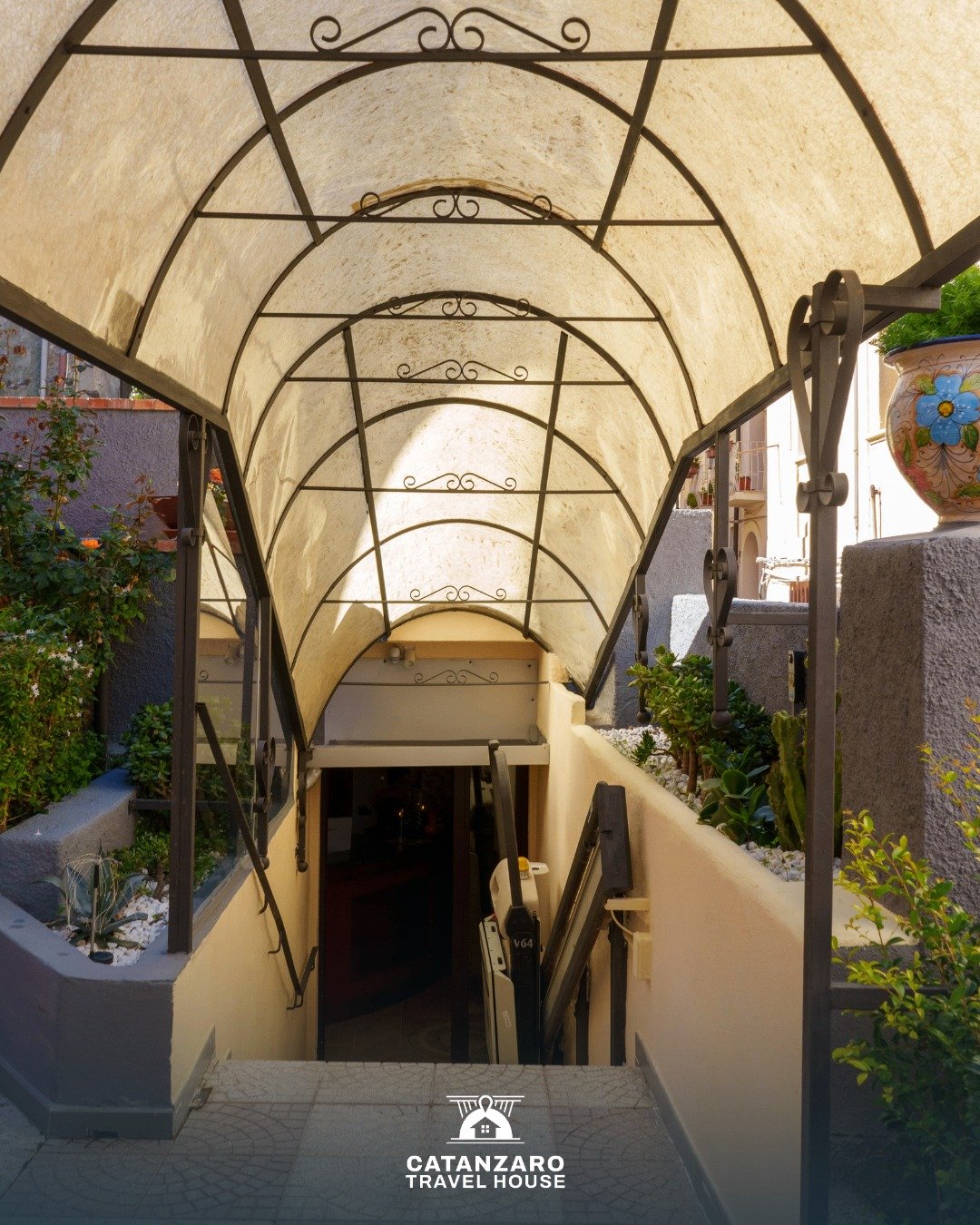 hotel nel centro storico con giardino