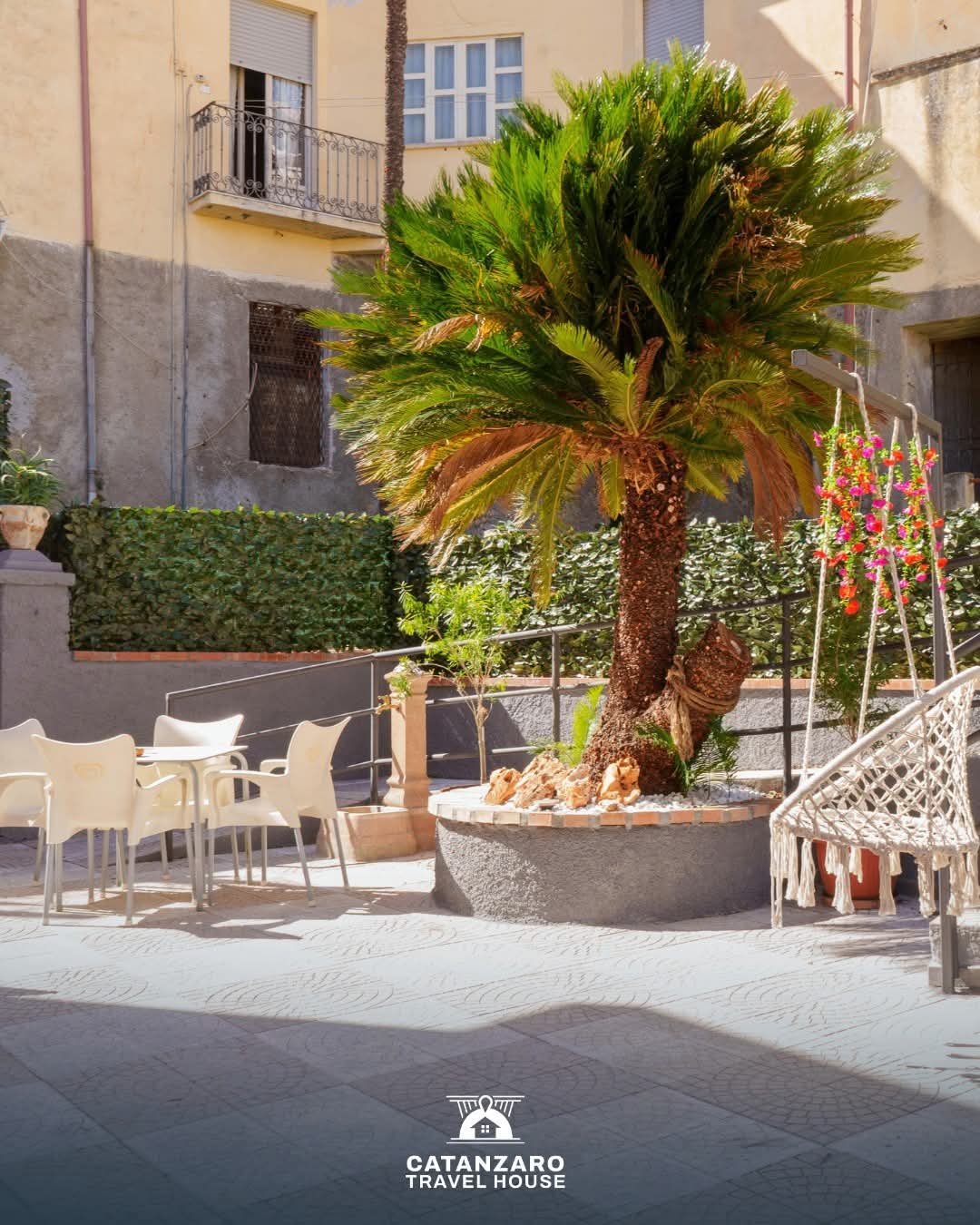 hotel nel centro storico con giardino