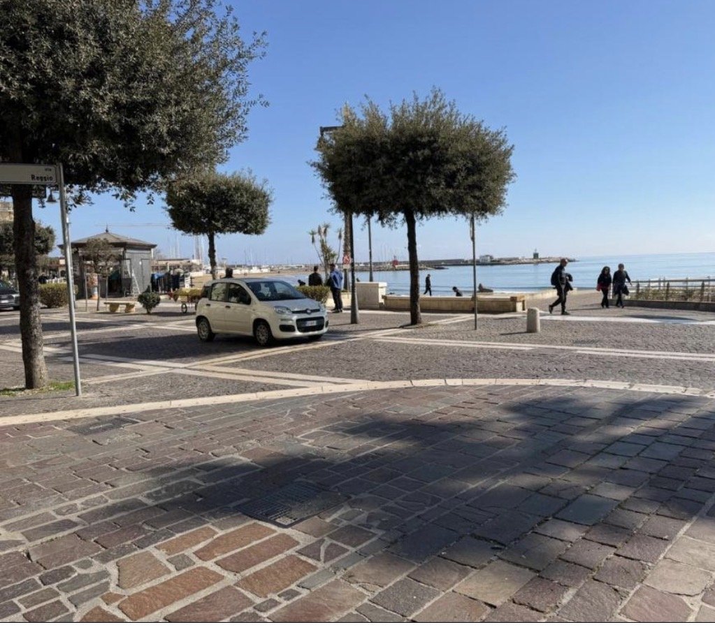 Belvedere Lacinio Guest House