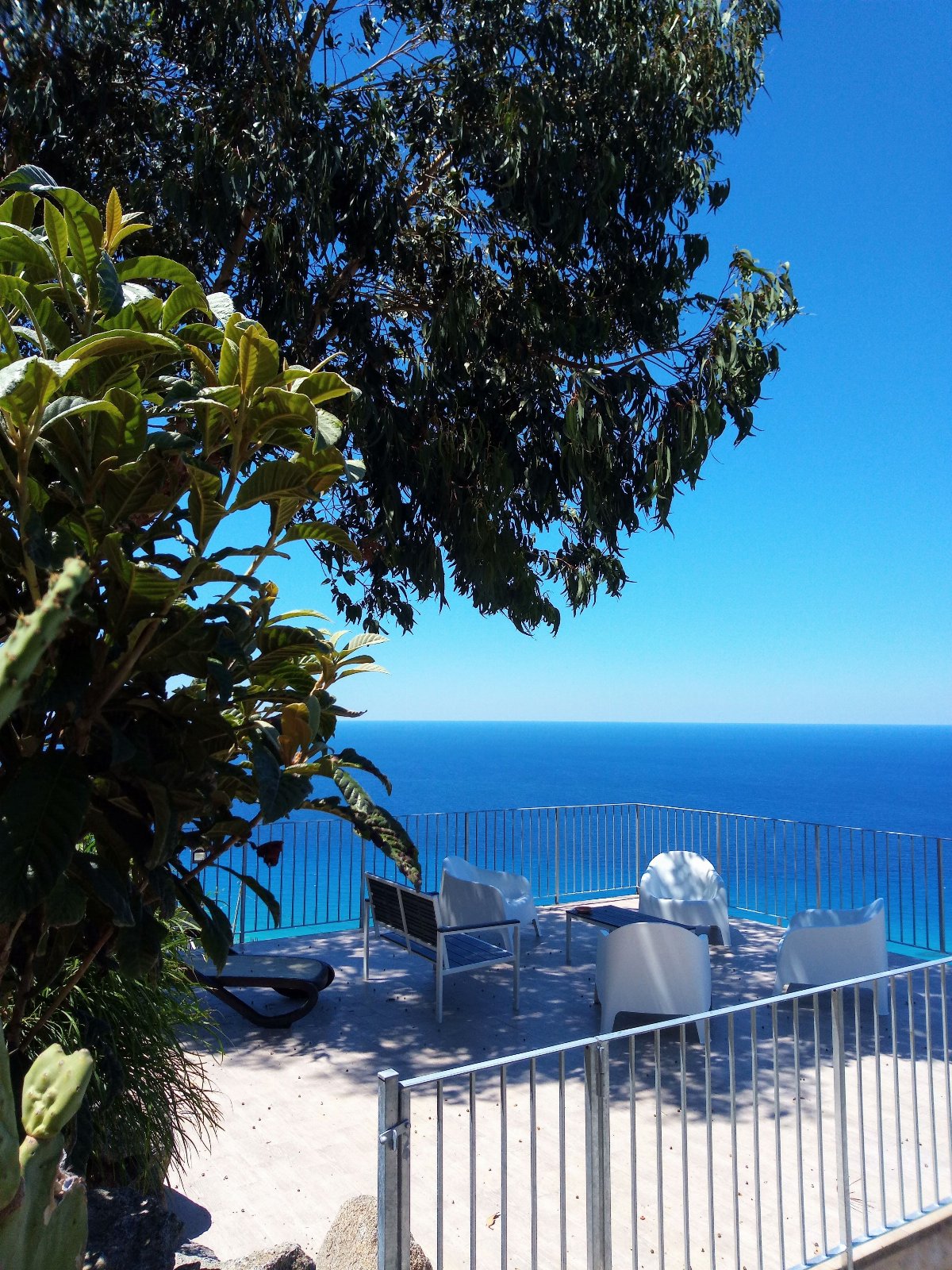 APPARTAMENTO CON GIARDINO PANORAMA MARE MOZZAFIATO