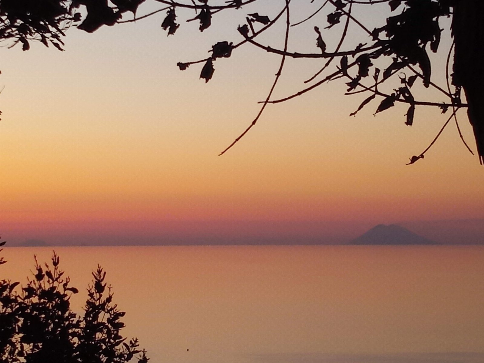 APPARTAMENTO CON GIARDINO PANORAMA MARE MOZZAFIATO