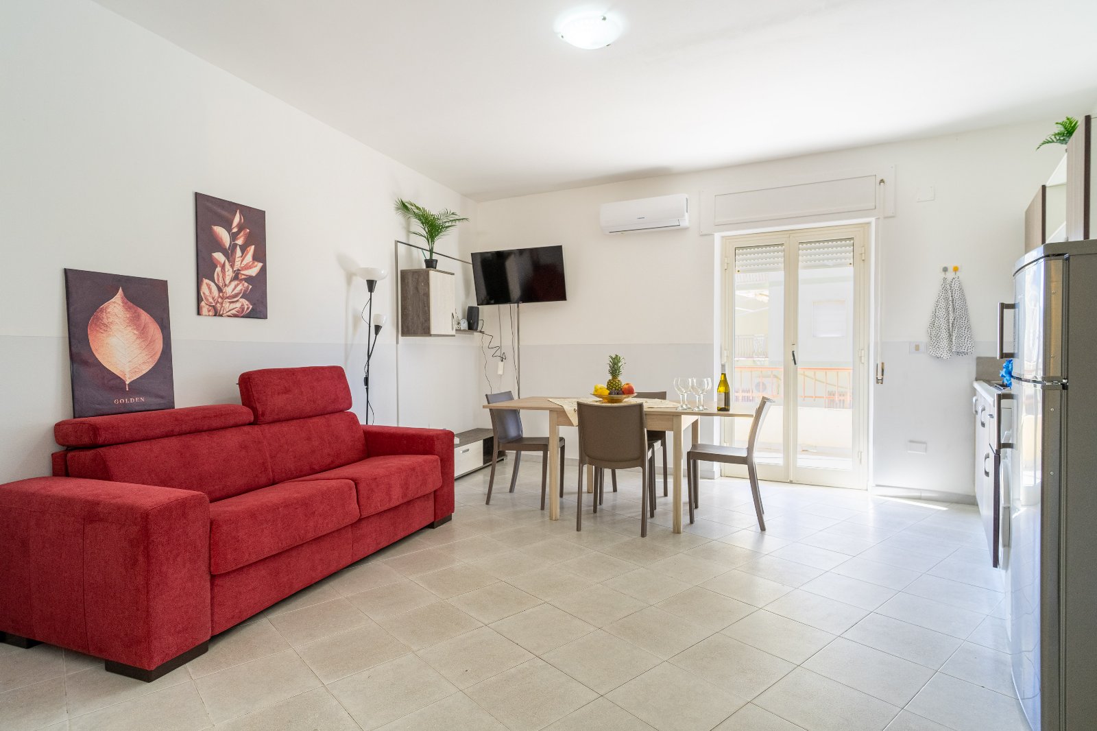 Spazioso bicamere fronte mare