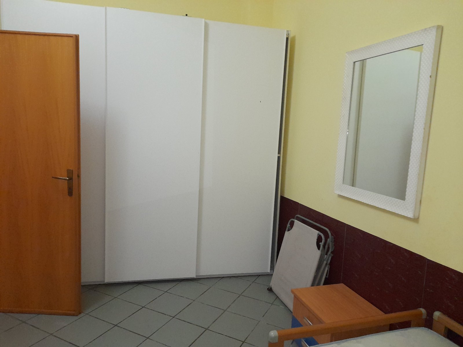 Villa a schiera al pianterreno con guard