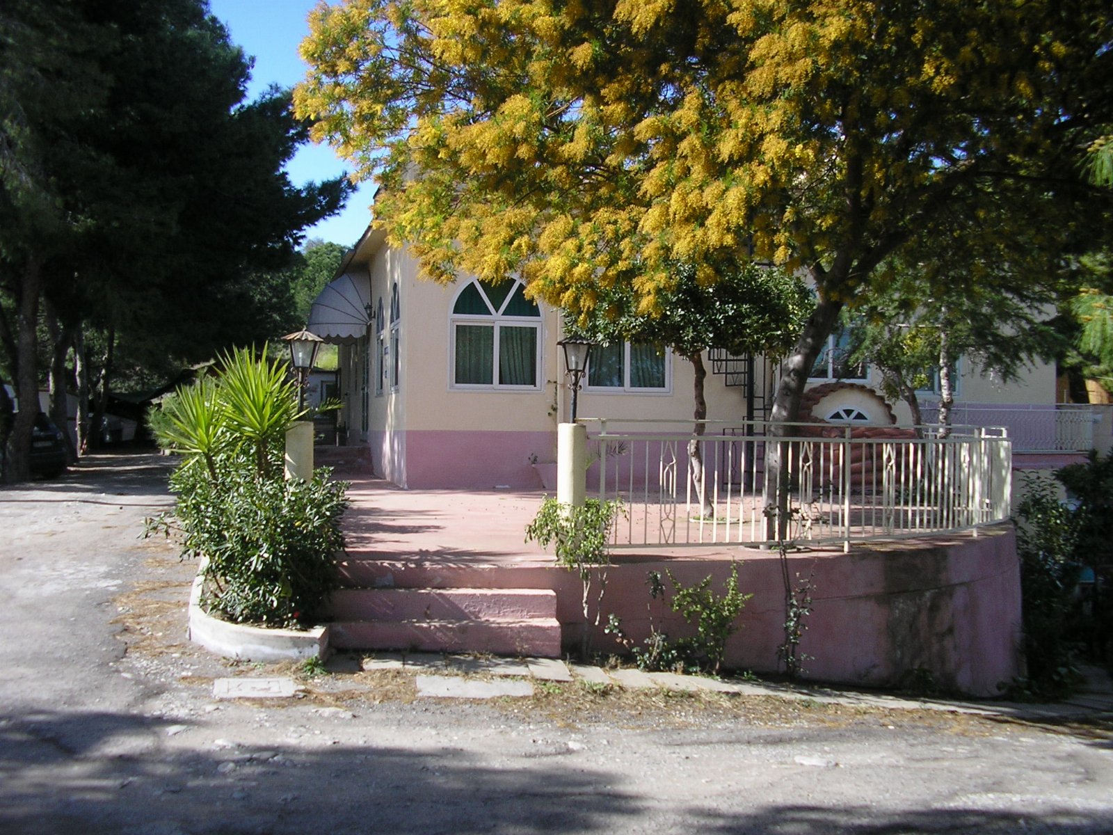 B&B Villhour : Ristorantene, affita camere, casa vacanze ,a due passi dal mar jonio