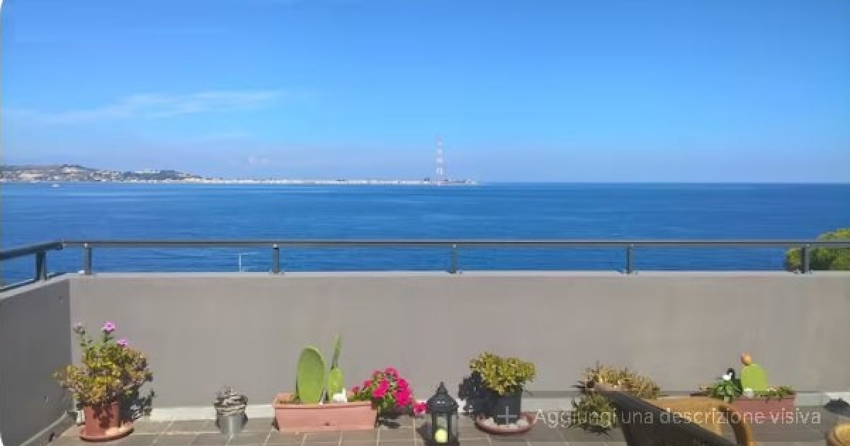 Panoramicissimo appartamento sullo Stretto