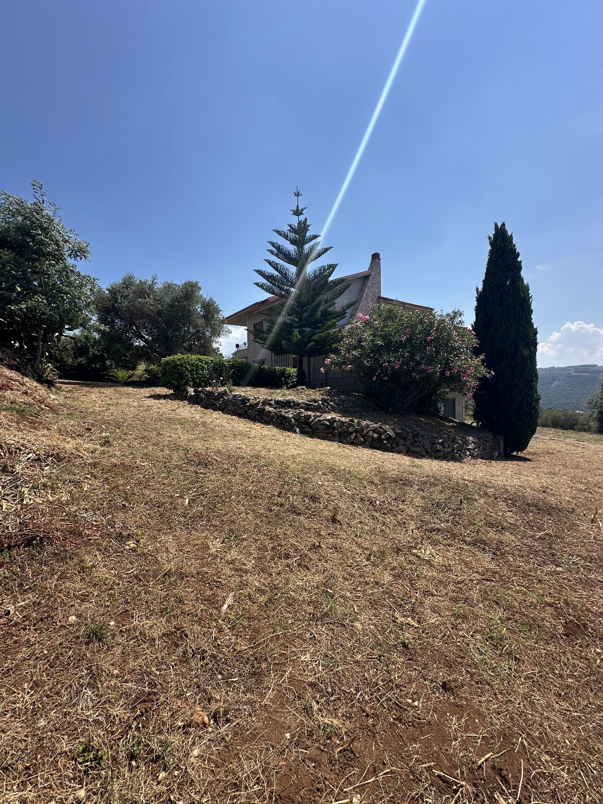Villa esclusiva tra gli ulivi con vista mare e assoluta tranquillità vicino a Pizzo