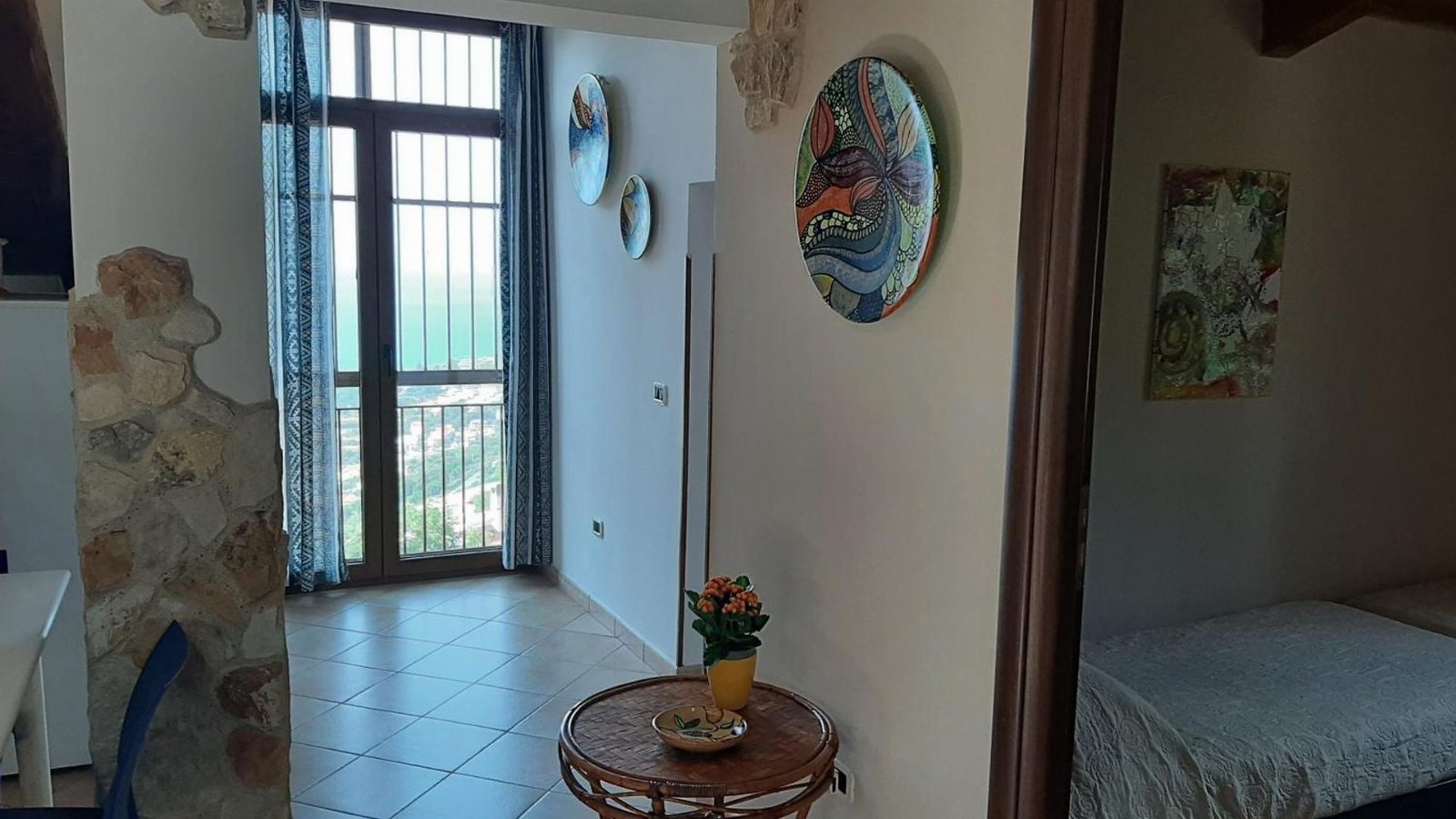 APPARTAMENTO CON GIARDINO PANORAMA MARE MOZZAFIATO