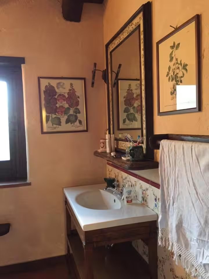 Villa con podere in collina a Siderno Superiore, tra mare, natura e relax