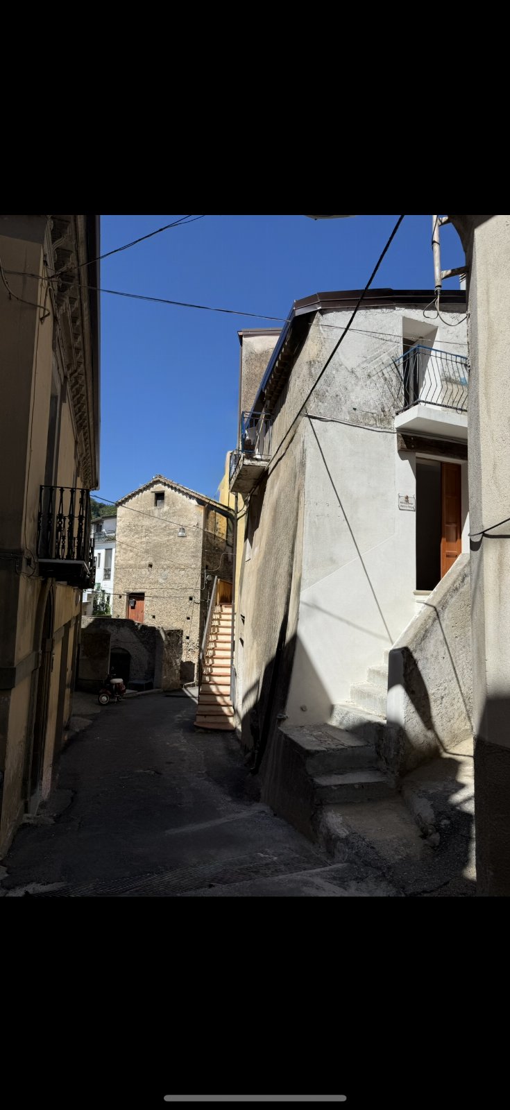 Petra e Panga, assapora il fascino del borgo antico