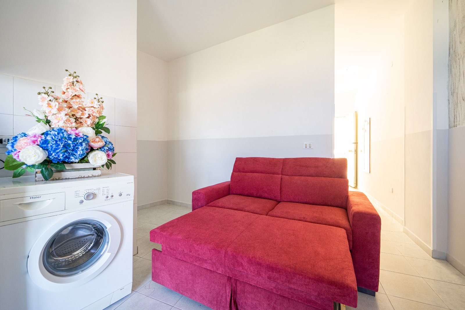 Mini con terrazza vista mare