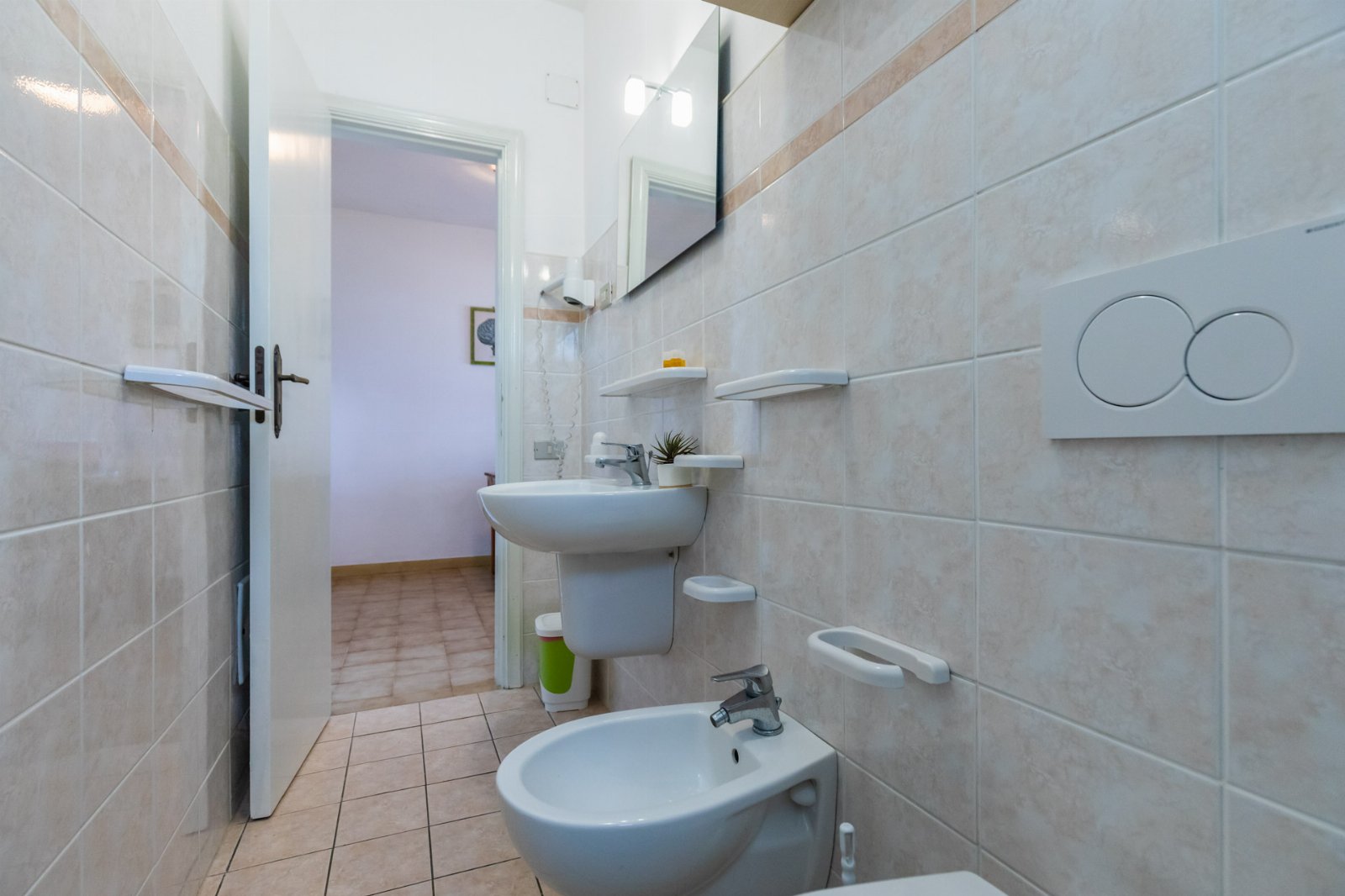 Appartamenti Trilocale 3 posti con cucina vista mare. Spiaggia privata. Sunset Yoga.