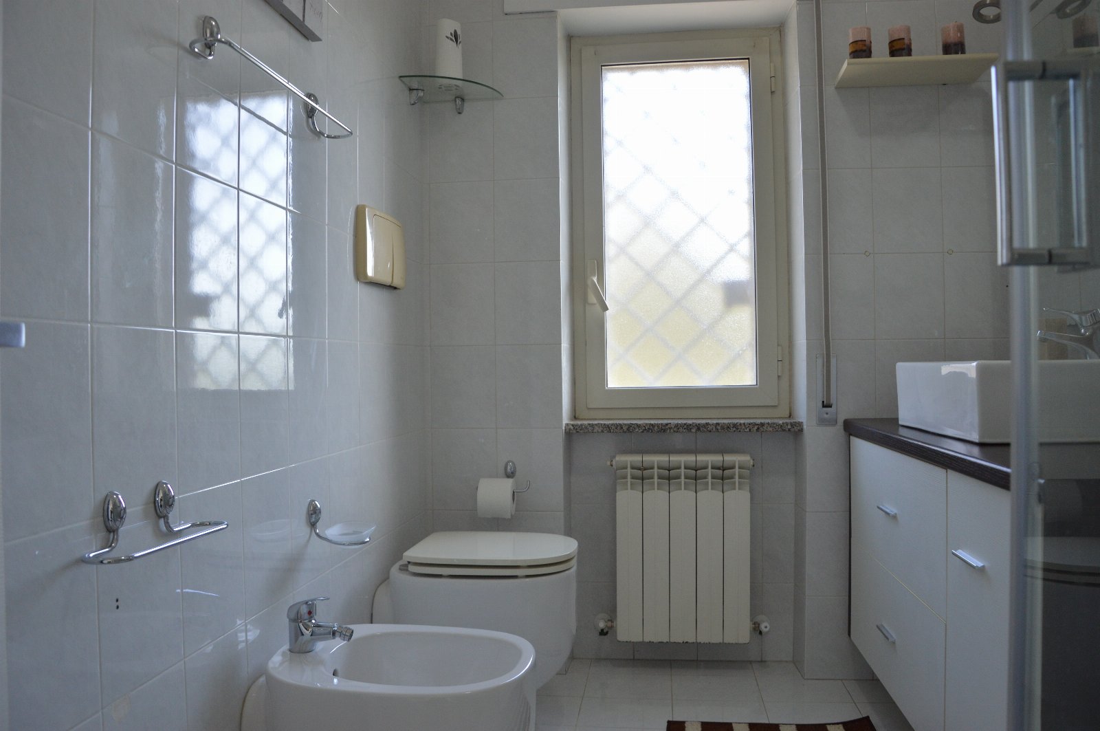 Stanza in appartamento condiviso con l'host, con utilizzo dell'intera casa