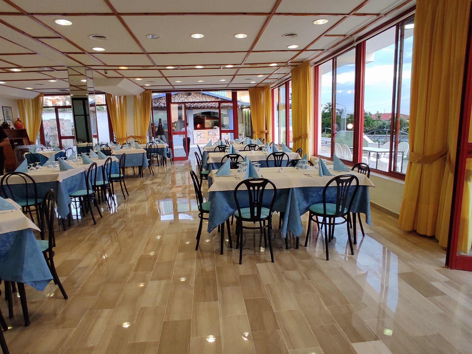 HOTEL-RESTAURANT- CETRARO