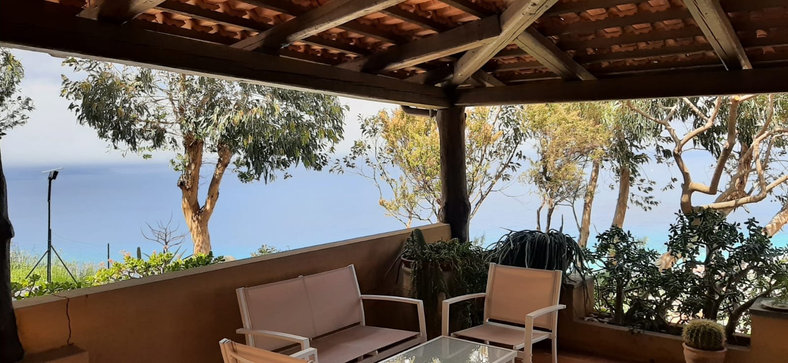 APPARTAMENTO CON GIARDINO PANORAMA MARE MOZZAFIATO