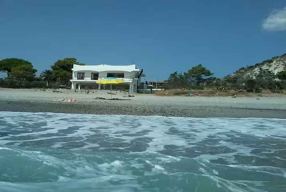 Villa sulla spiaggia a Bova Marina