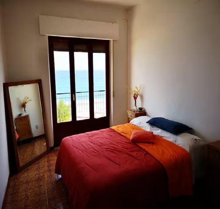 Villa sulla spiaggia a Bova Marina