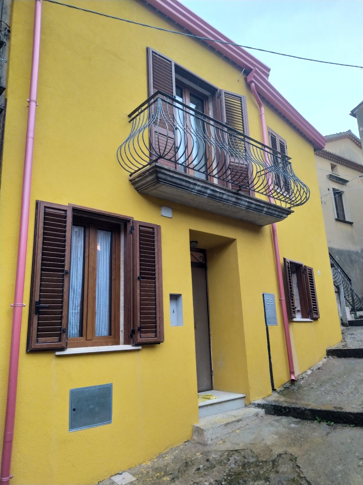 Antico Borgo - Via Middeo, 25