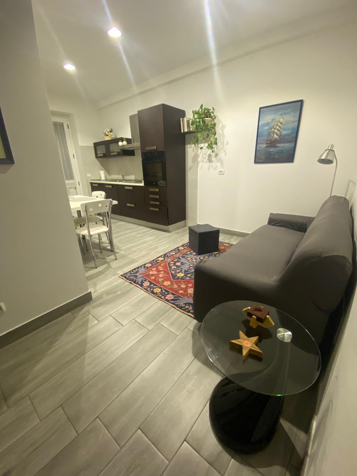 Casa indipendente in centro, vicino al mare