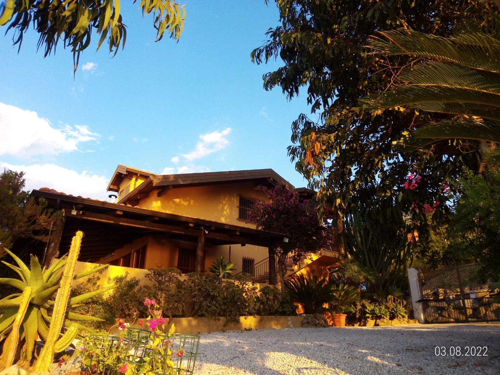 APPARTAMENTO CON GIARDINO PANORAMA MARE MOZZAFIATO